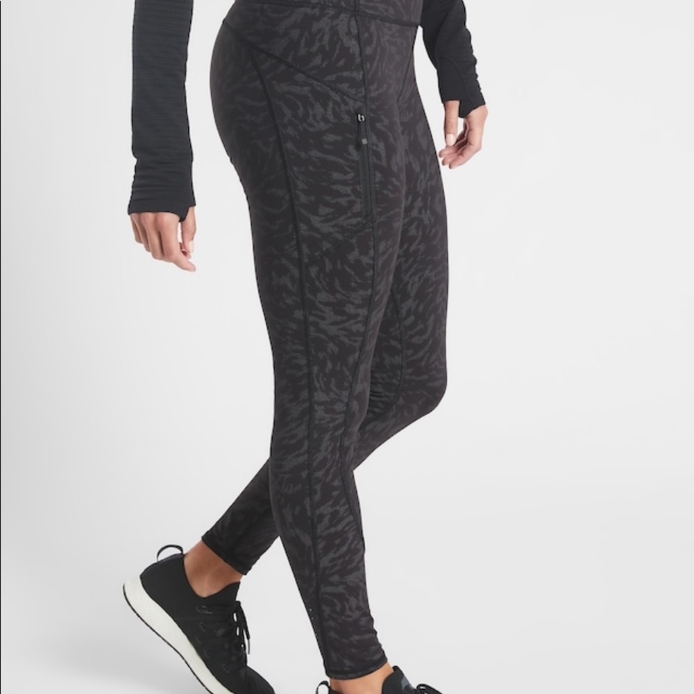 Athleta Rainier Reflective Printed Tight size S